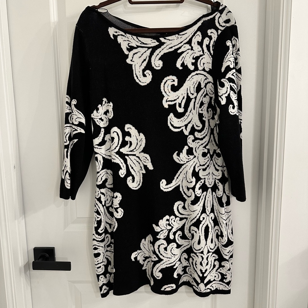 White House Black Market Black and White Sweater
